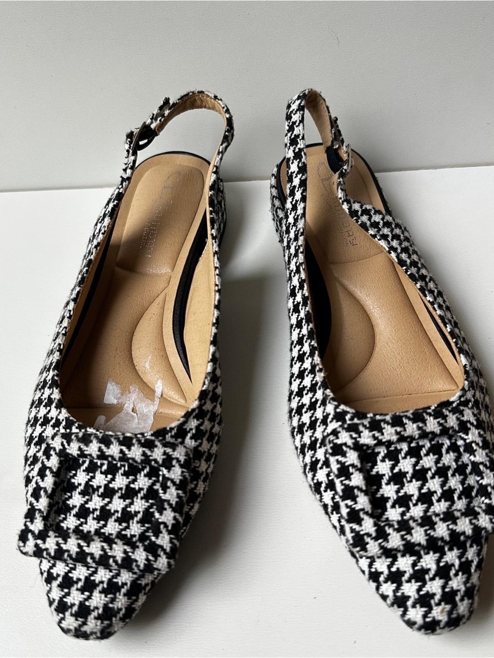 Laundry by Shelli Segal Black White Houndstooth Slingback Flats Size 6.5 Buckle